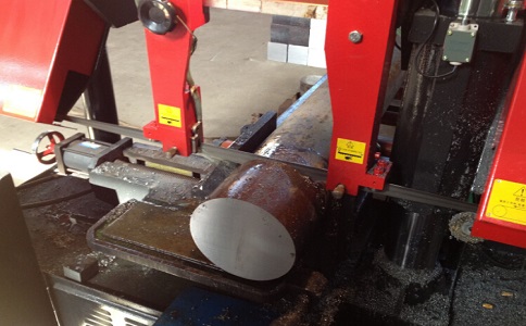 伍家岗卧式带锯床加工时出现明显振荡如何排查？