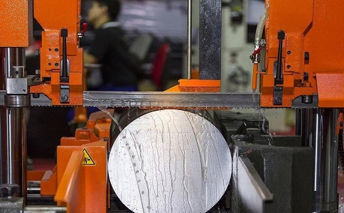 伍家岗立式金属带锯床切削出现跑带故障解决方法! 伍家岗立式金属带锯床切削出现跑带故障解决方法!